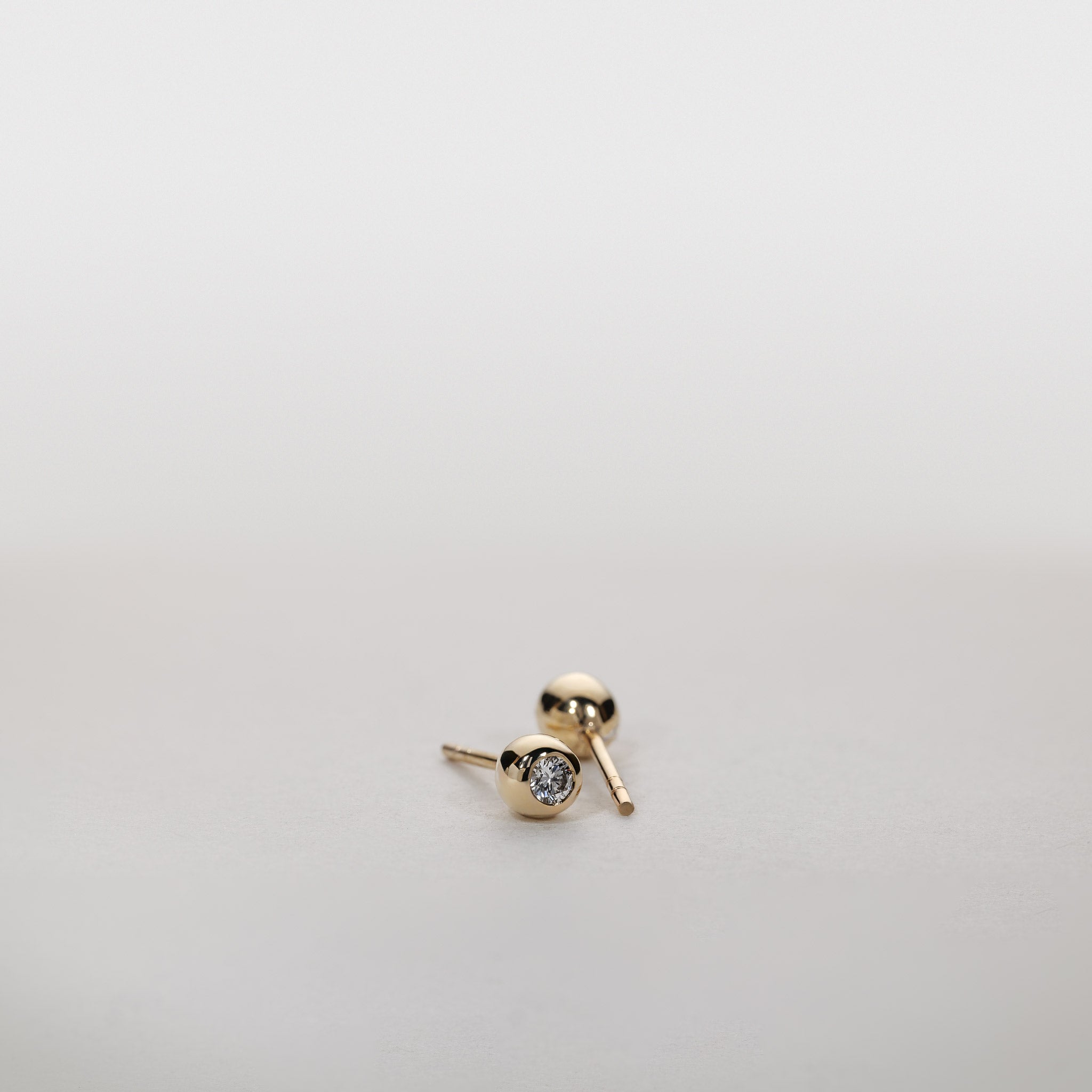 Ayah – bubble stud earrings 0.15ctw lab grown diamond 10K Yellow