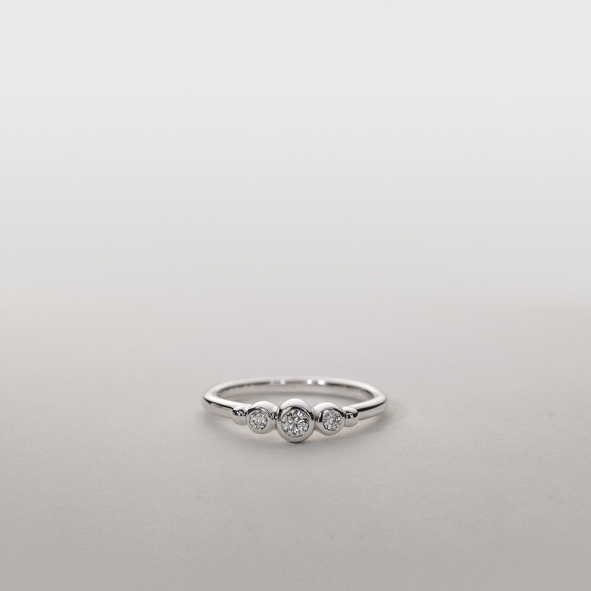 Ayah – 0.20ctw lab grown diamond triple bubble ring silver