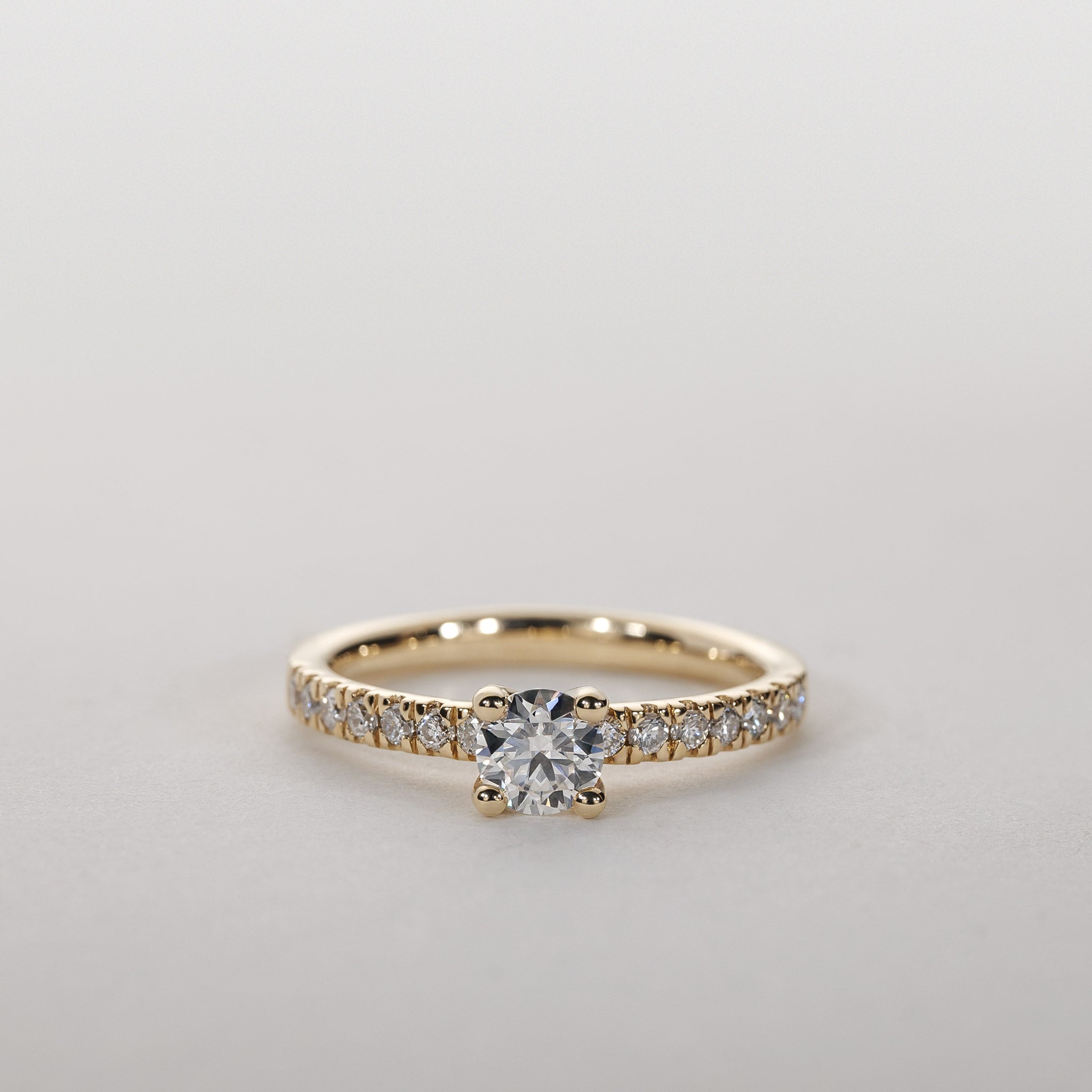 Clara Pavé Four-Prong Solitaire Ring – 0.50 ct Lab-Grown Diamonds Gold