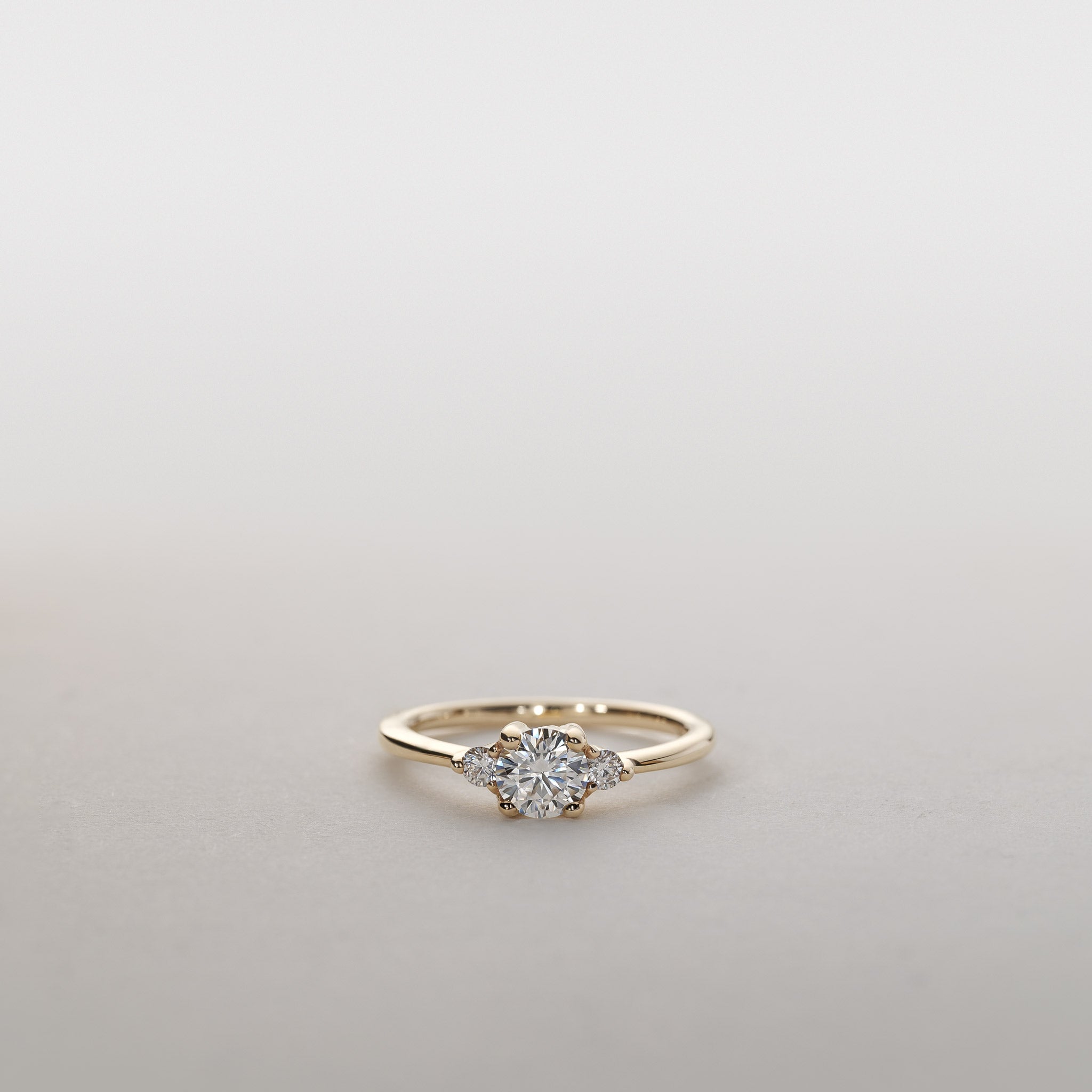 Noelle Vintage Three-Stone Ring – 0.60 ct Moissanite 14K Gold