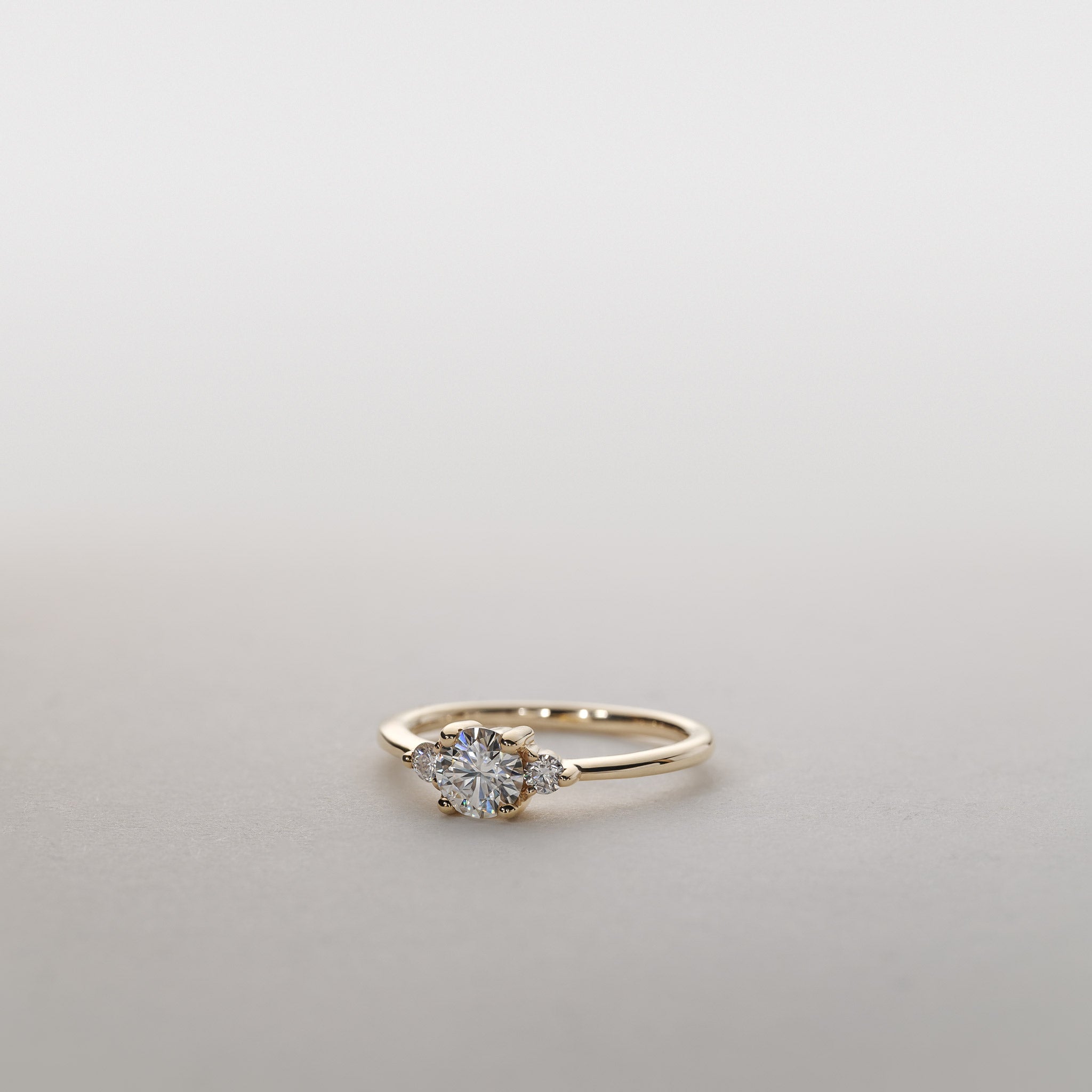 Noelle Vintage Three-Stone Ring – 0.60 ct Moissanite 14K Gold