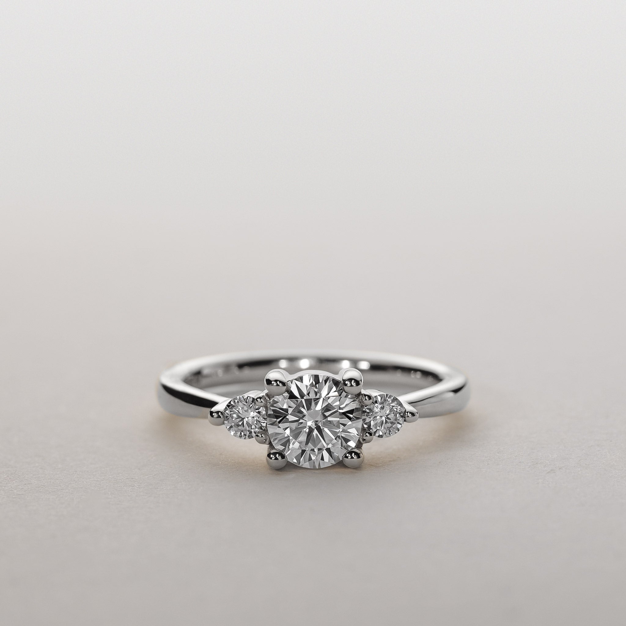 Noelle Vintage Three-Stone Ring – 1.20 ct Moissanite 14K Gold