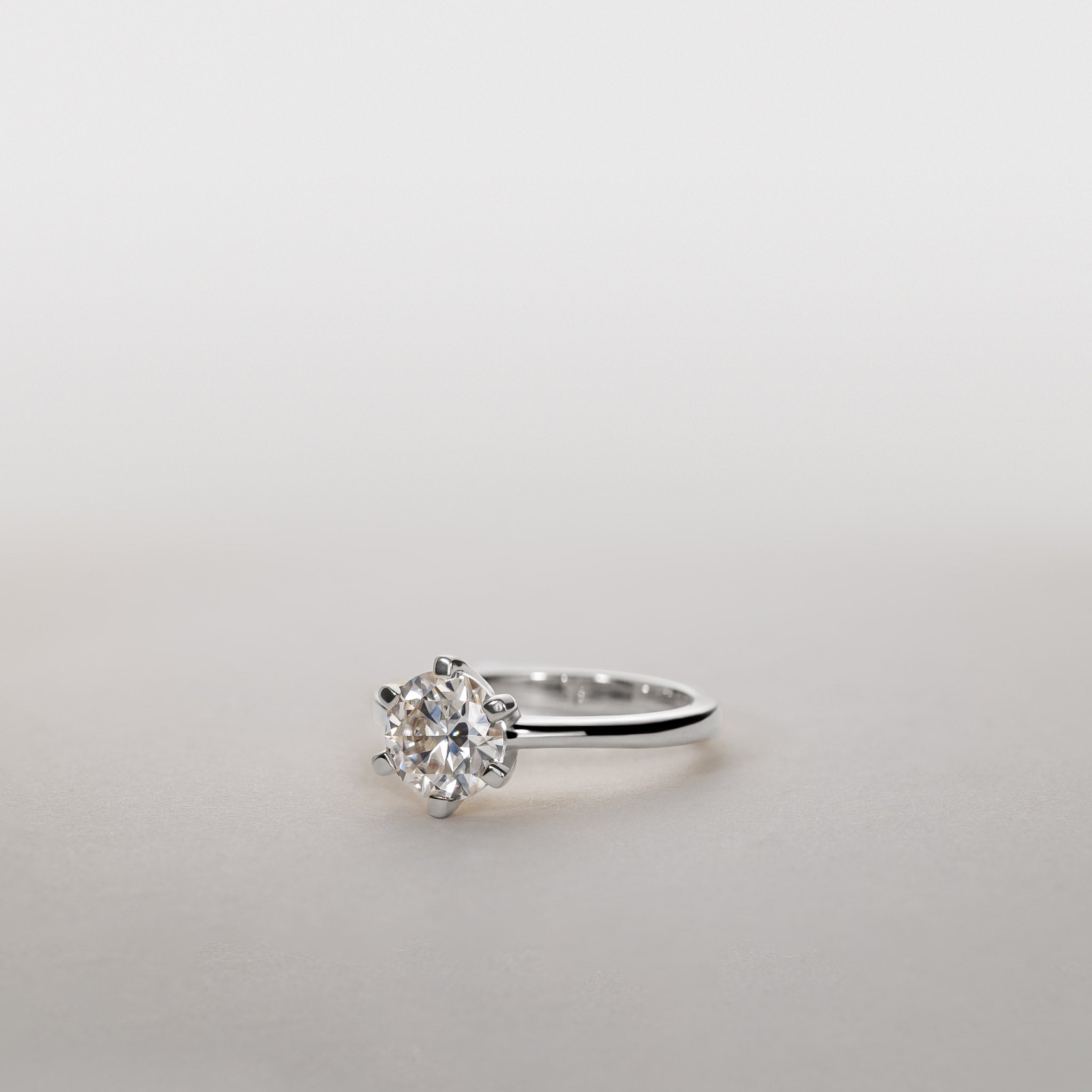 Amber Six-Prong Solitaire Ring – 2.00 ct Moissanite 14K Gold