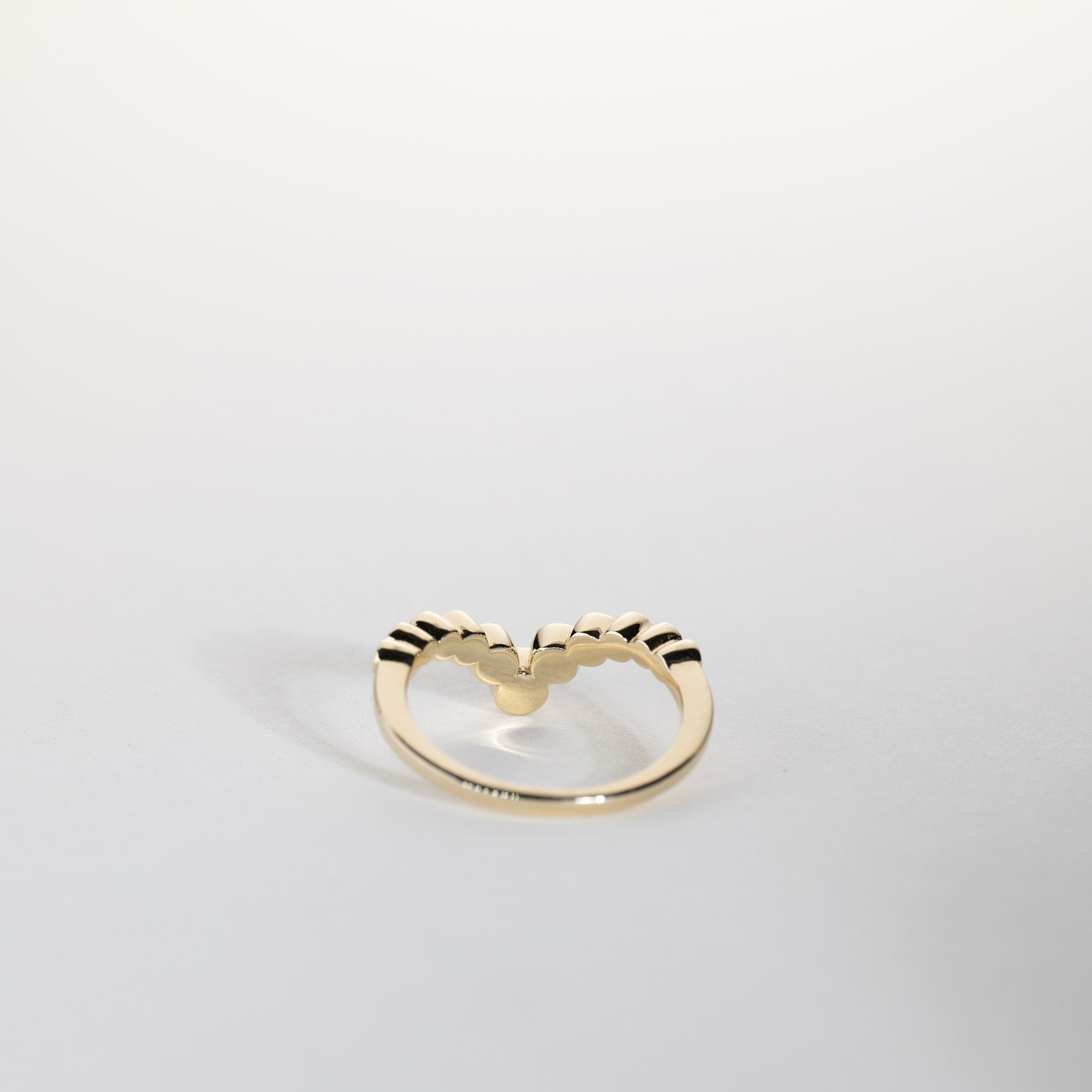 Isaline Victory Bezel Ring – 0.60 ct Lab-Grown Diamonds 14K Gold