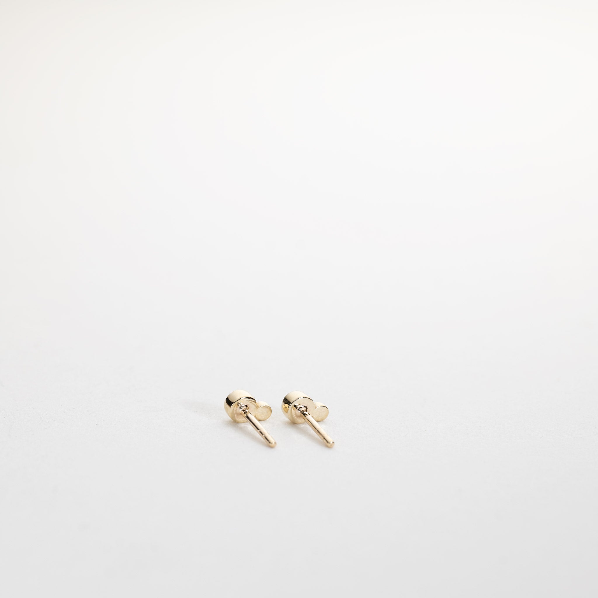 Isaline Two Stone Bezel Studs – 0.15 ct Lab-Grown Diamonds 14K Gold