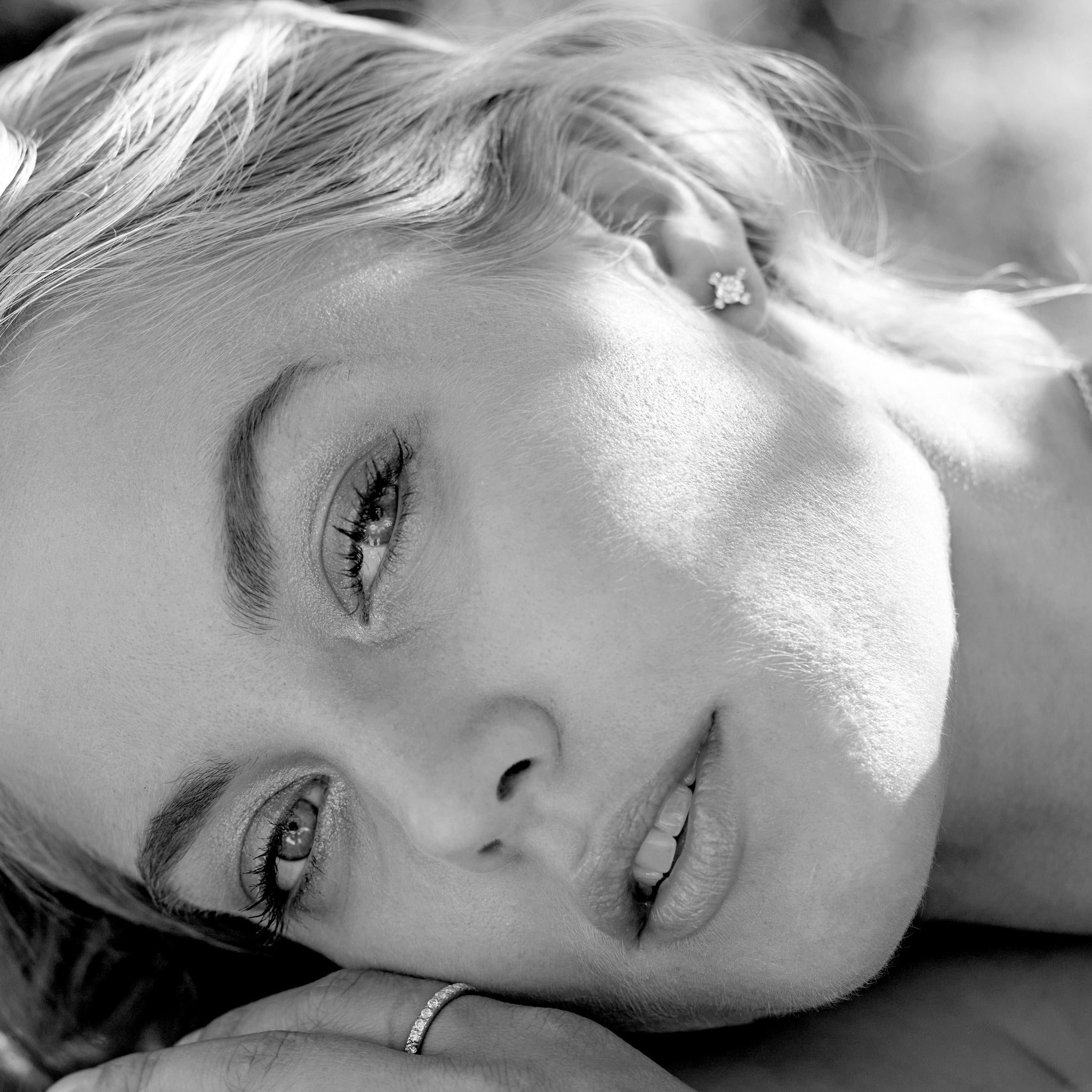 Miriam – solitaire stud earrings 2x0.50ct Laguna green moissanite & diamonds in crown silver