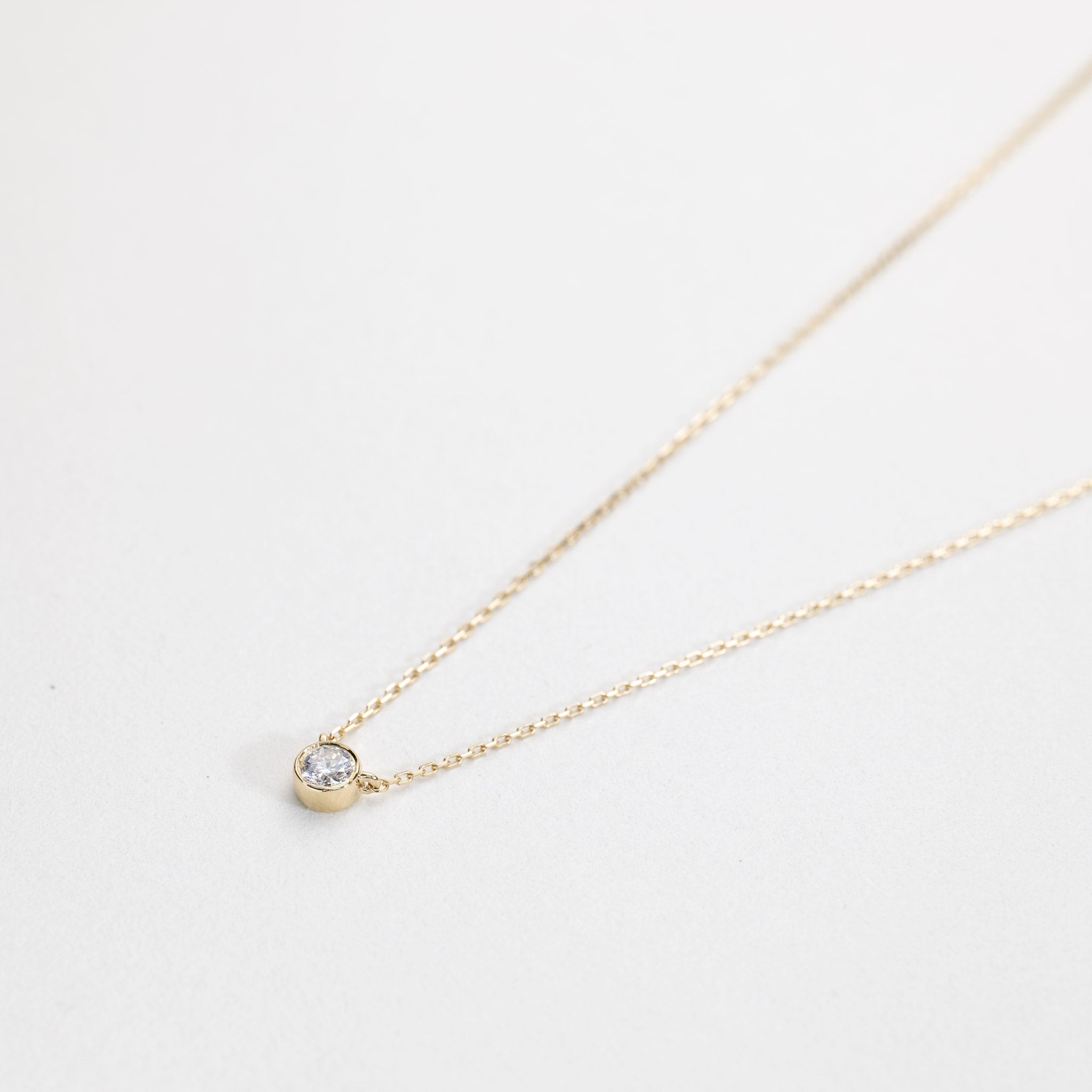 Isaline Bezel Necklace – 0.08 ct Lab-Grown Diamond 14K Gold