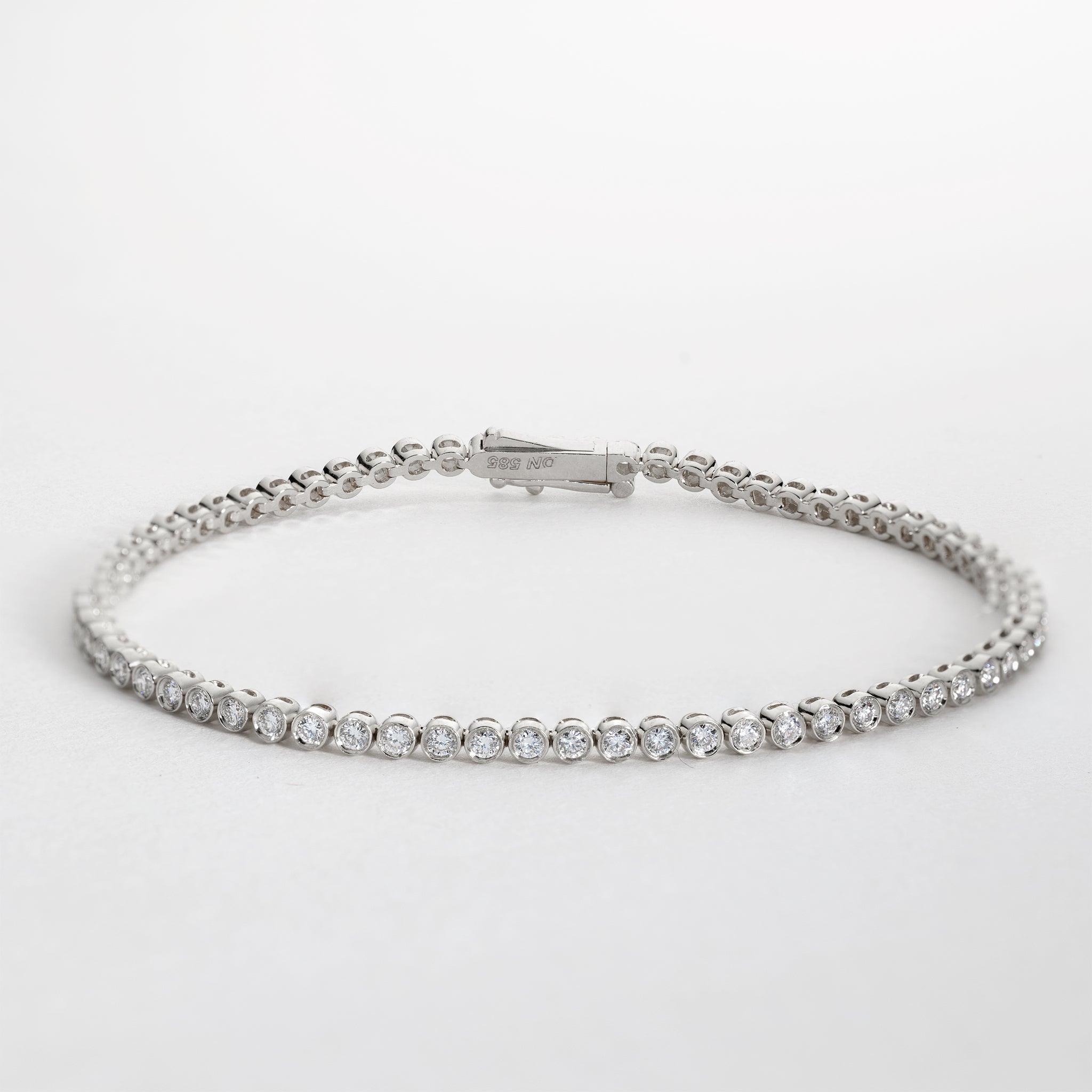 Isaline Bezel Tennis Bracelet – 2.0 ct Lab-Grown Diamonds 14K Gold