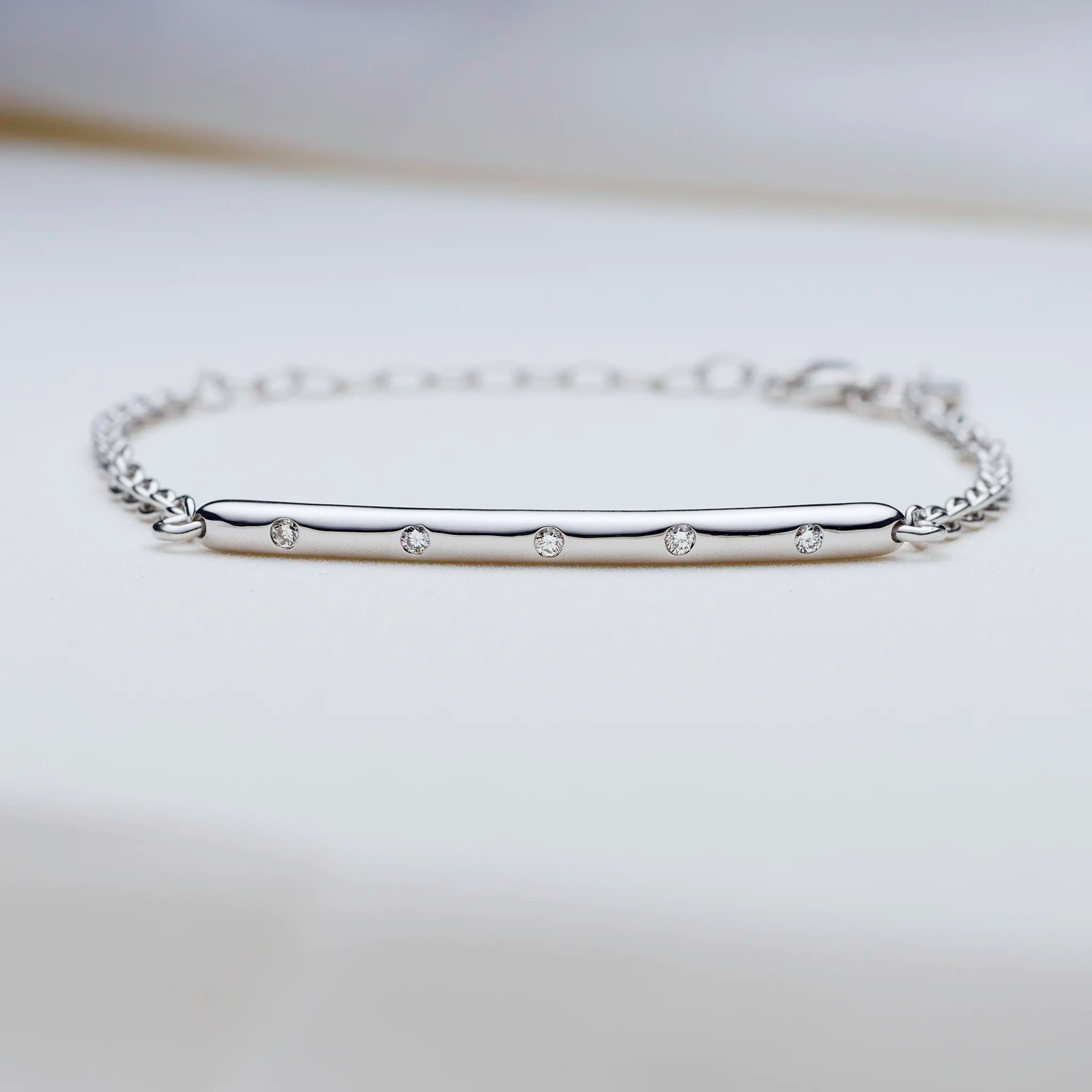 Estelle – Lab grown diamond bar bracelet silver