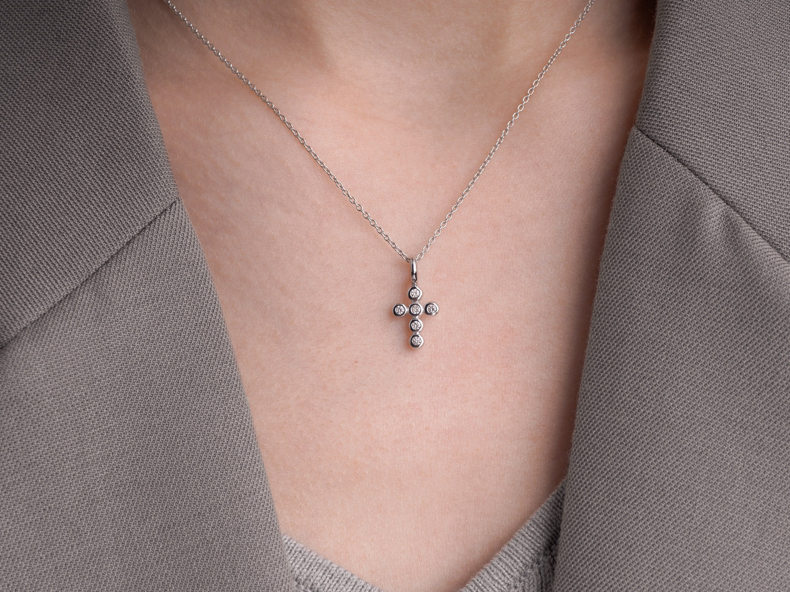 Silver Bubble cross Pendant 0.12ctw lab grown diamond