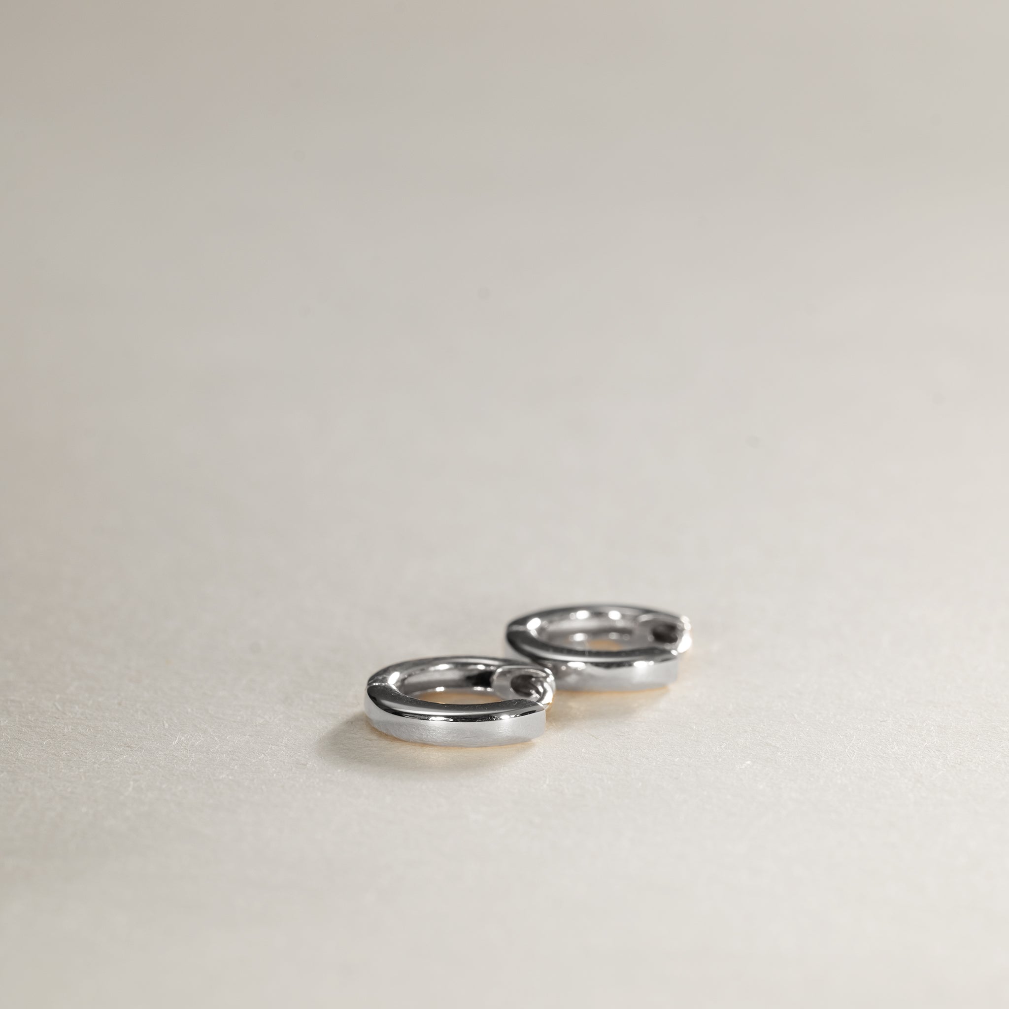 Small Huggie hoop earrings silver clara