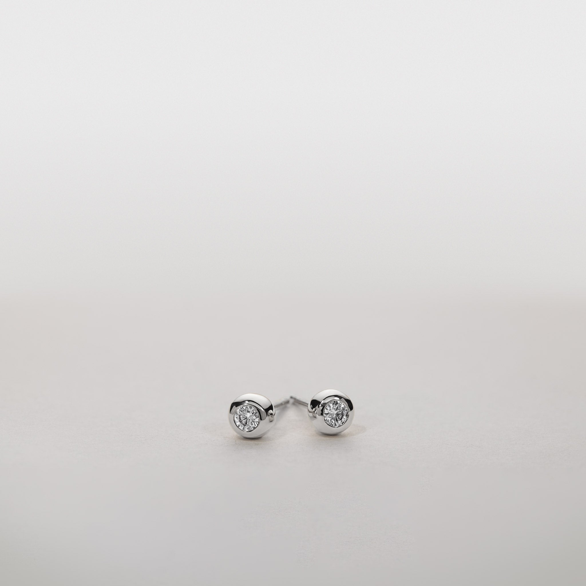 0.15ctw lab grown diamond bubble stud earrings silver with texture Aya