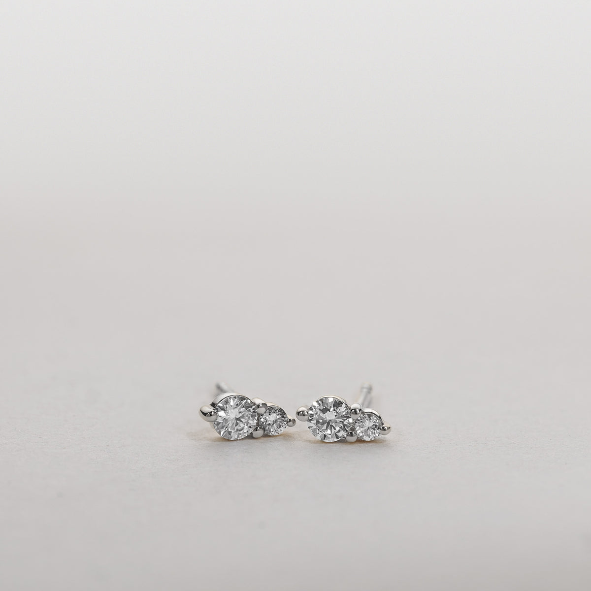 Jocelyn – Øreringe med to sten, 0,35 ctw, lab-grown diamant, 14 karat guld