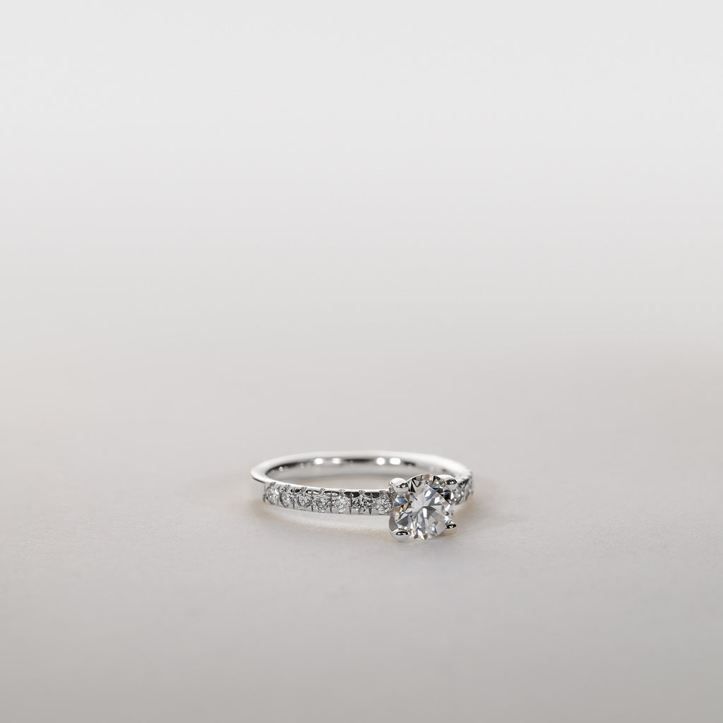 Clara Pavé Four-Prong Solitaire Ring – 1.85 ct Lab-Grown Diamonds Gold