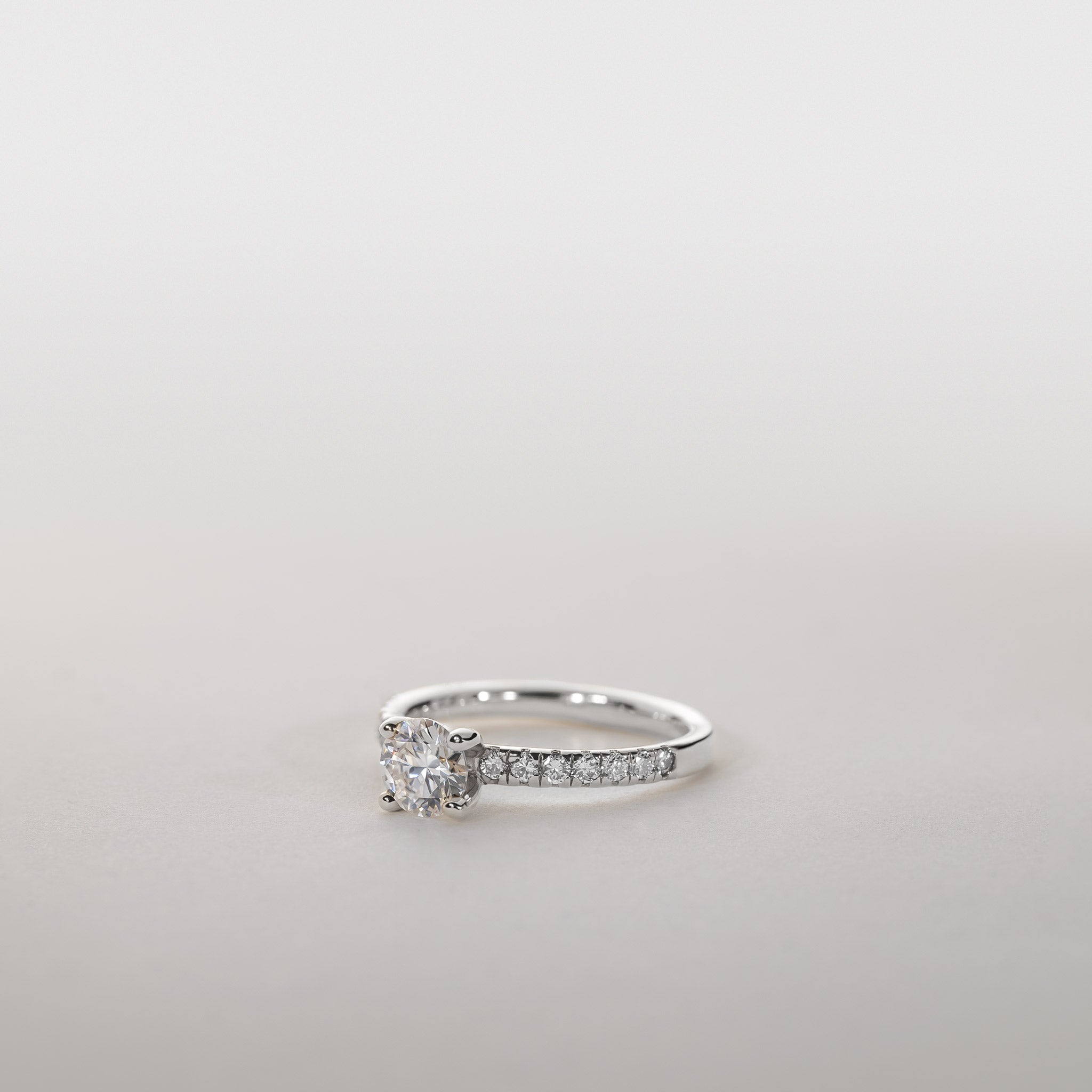 0.50ct Moissanite Solitaire Ring Diamond Pavé Band silver clara