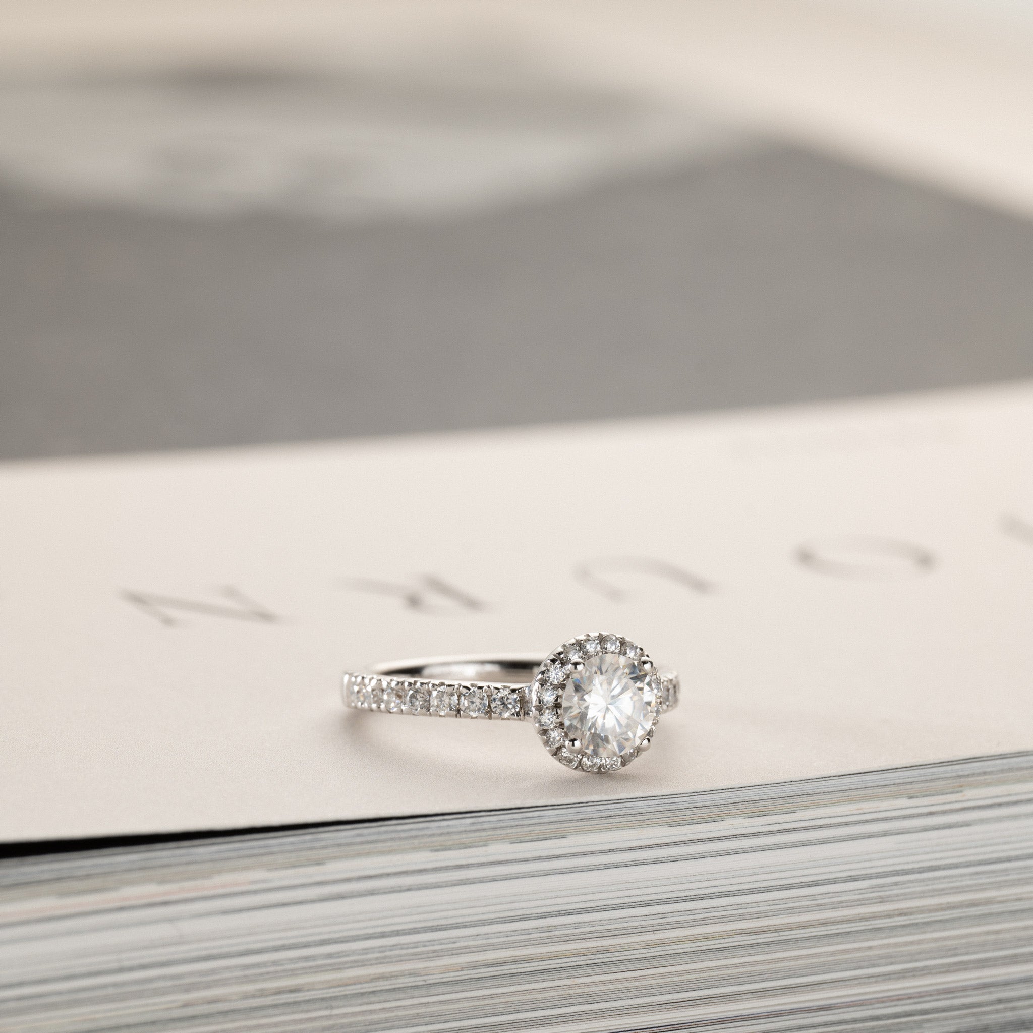 Clara – 0.75 ct Moissanite Halo Ring Pavé Lab-Grown Diamonds & Pavé Band Silver -Large-
