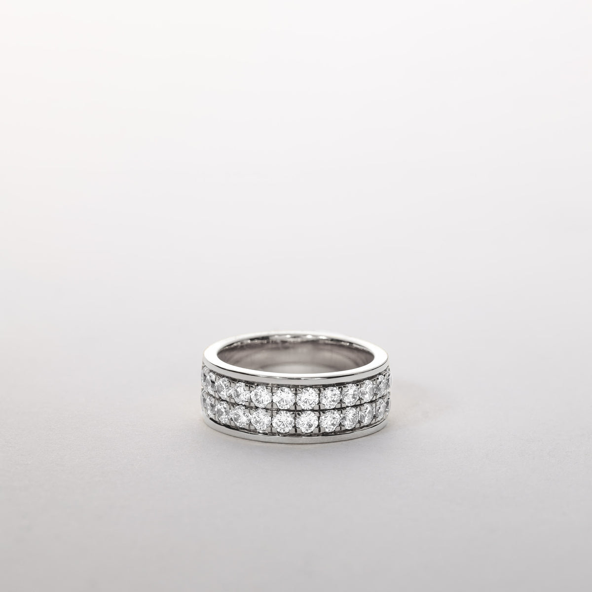1.50ctw laboratoriedyrket diamantpave cylinderring 14K guld Chloé