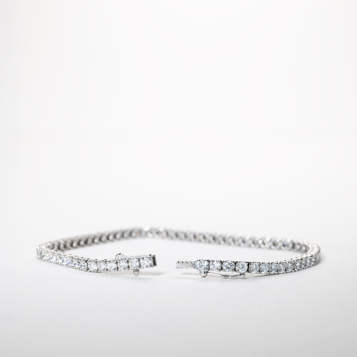 Clara – Tennisarmbånd med 5,0 ct laboratoriedyrkede diamanter i 14 karat guld