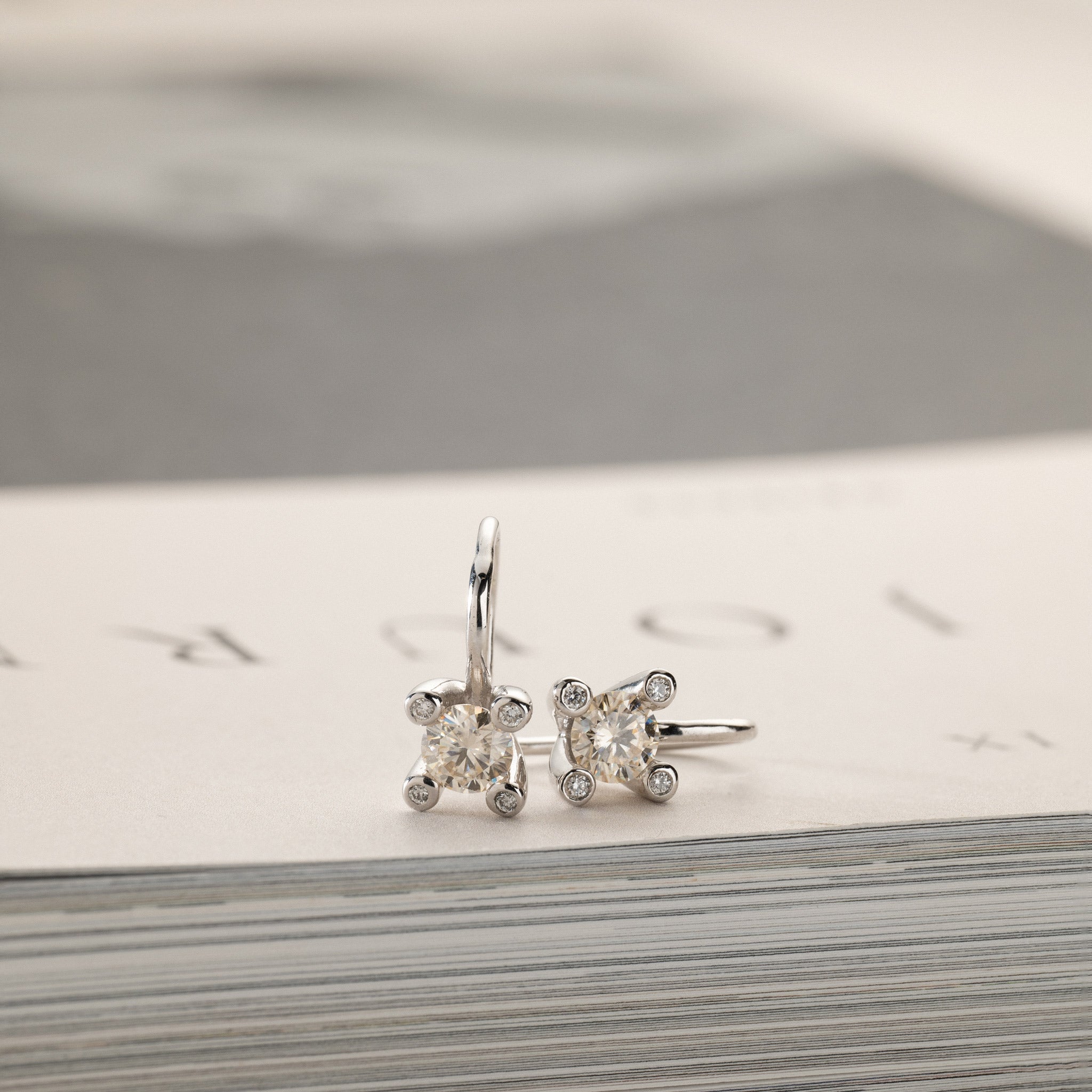 2x0.50ct light champagne moissanite solitaire earrings silver diamonds in crown Miriam