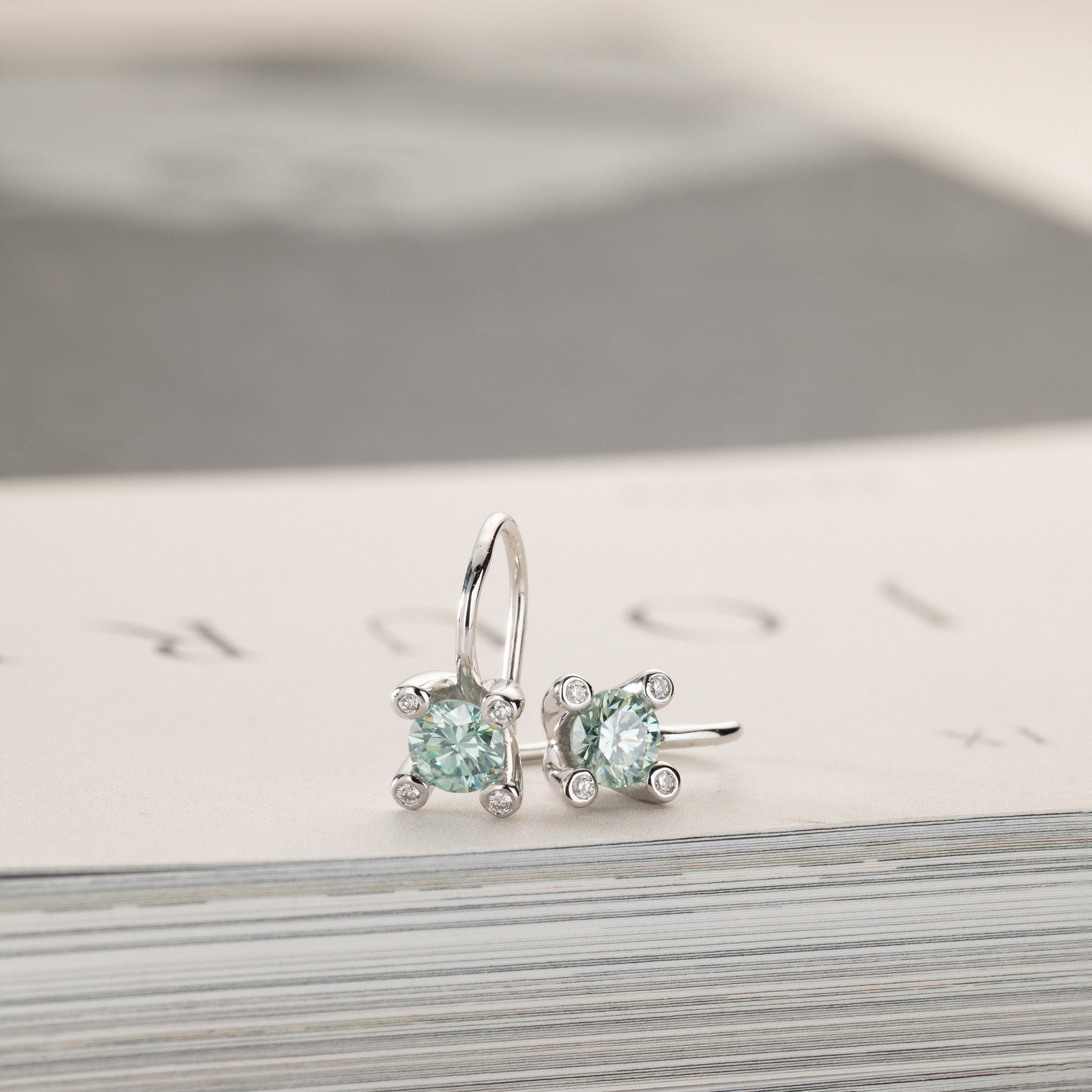 2x0.50ct light green moissanite solitaire earrings silver diamonds in crown Miriam