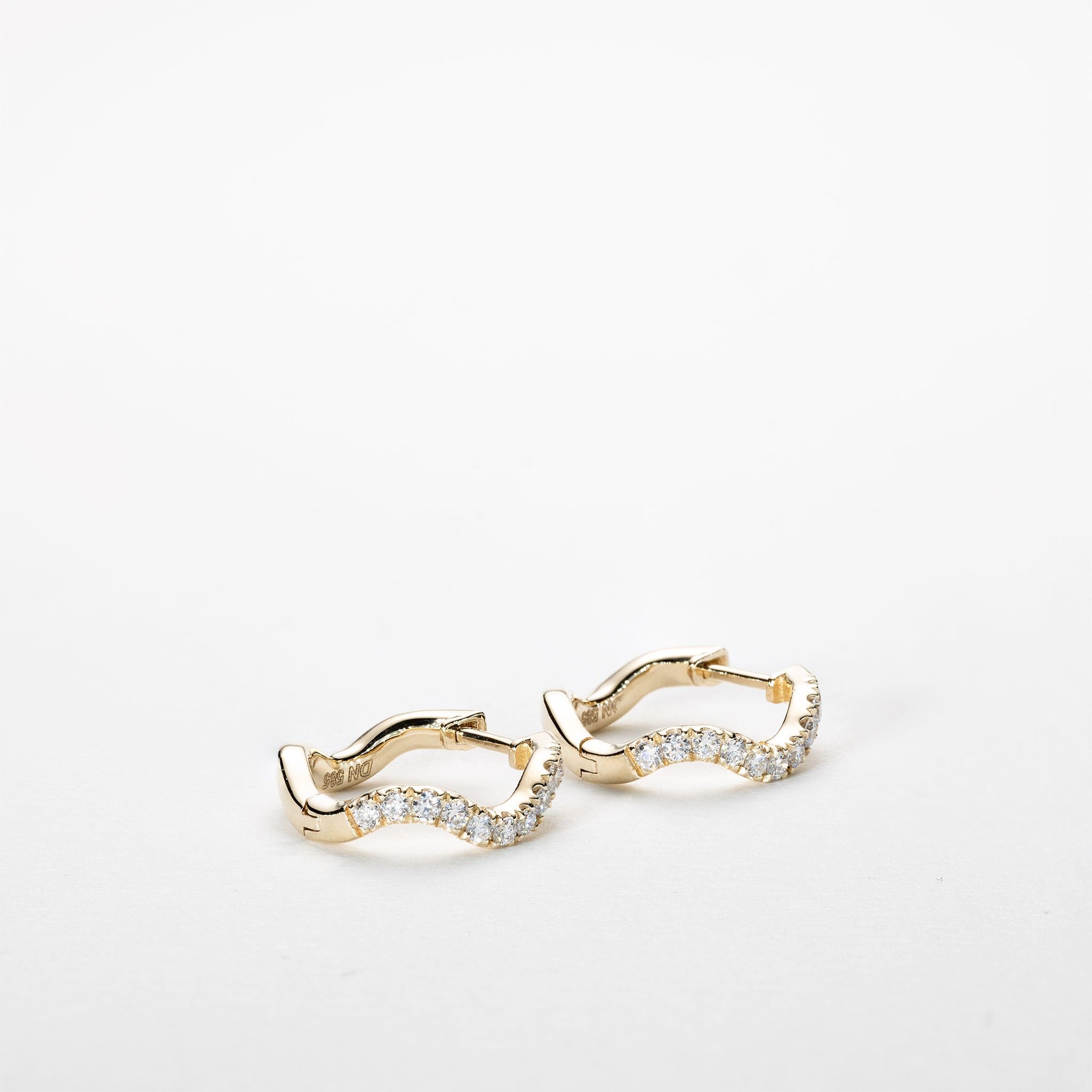 Lab grown diamond wavy pavé creole earrings 14K Gold Clara