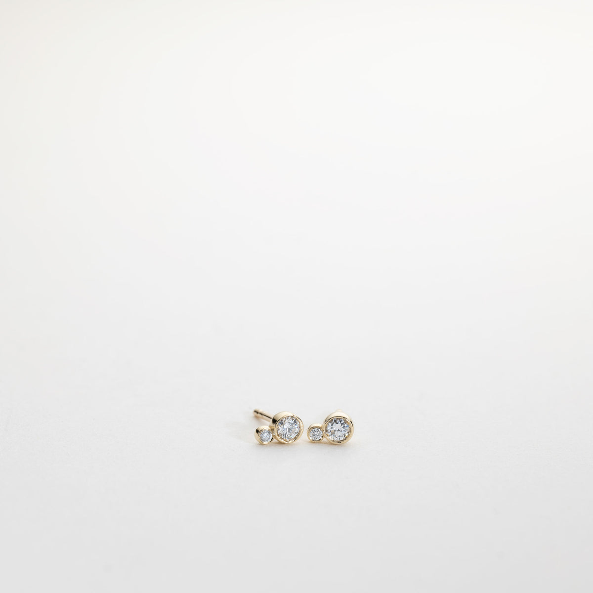 Isaline Two Stone Bezel Studs – 0.15 ct Lab-Grown Diamonds 14K Gold