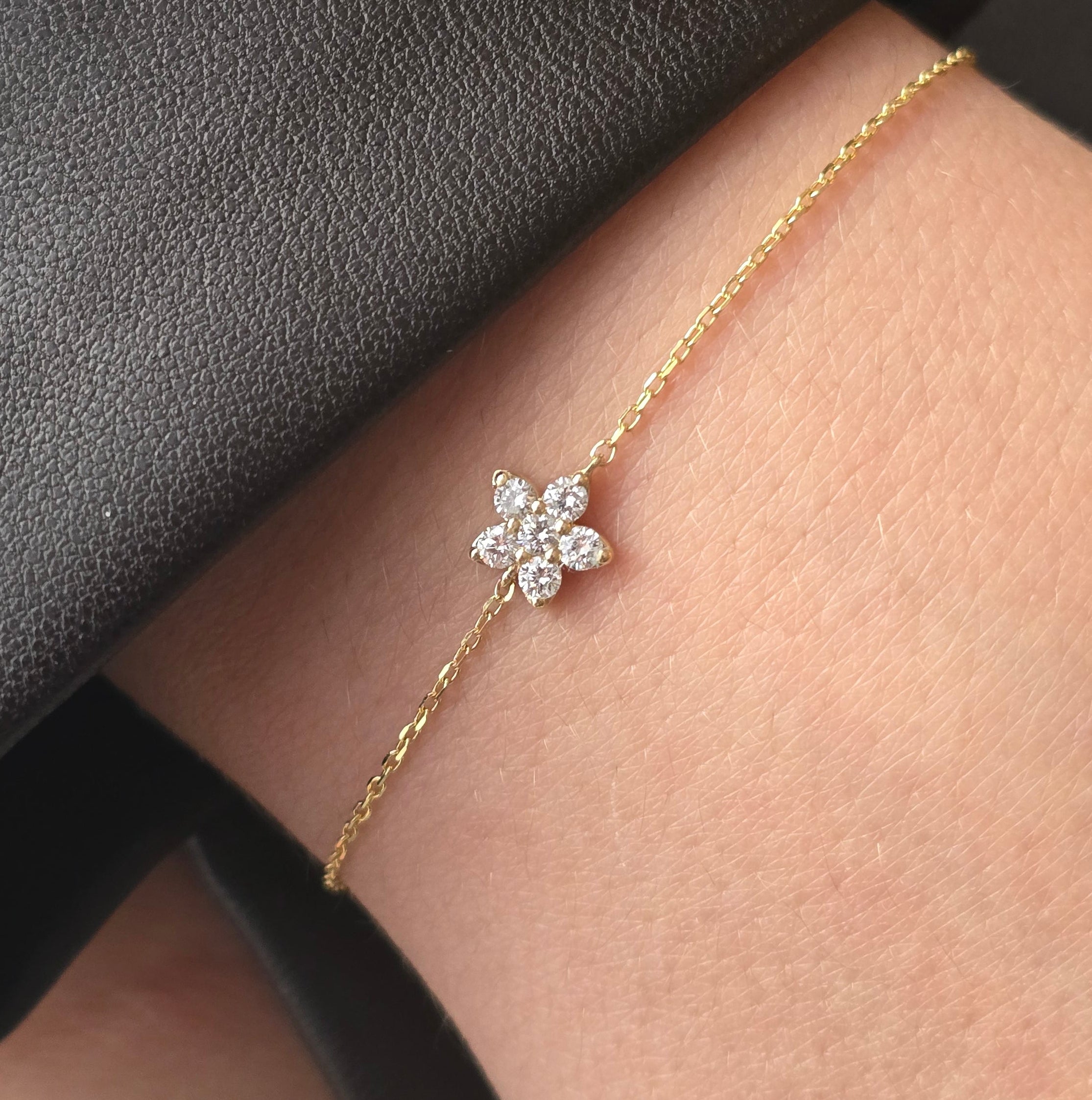 Jocelyn Shooting Star Bracelet – 0.20 ct Lab Grown Diamonds 14K Gold