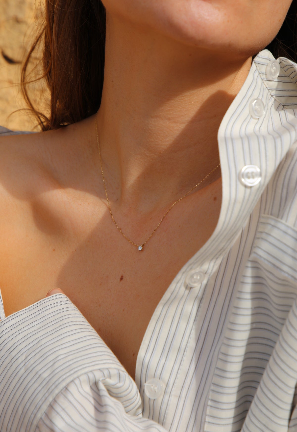 Jocelyn – Firegrenet solitairehalskæde 0,15 ct lab-grown diamant 14 karat guld