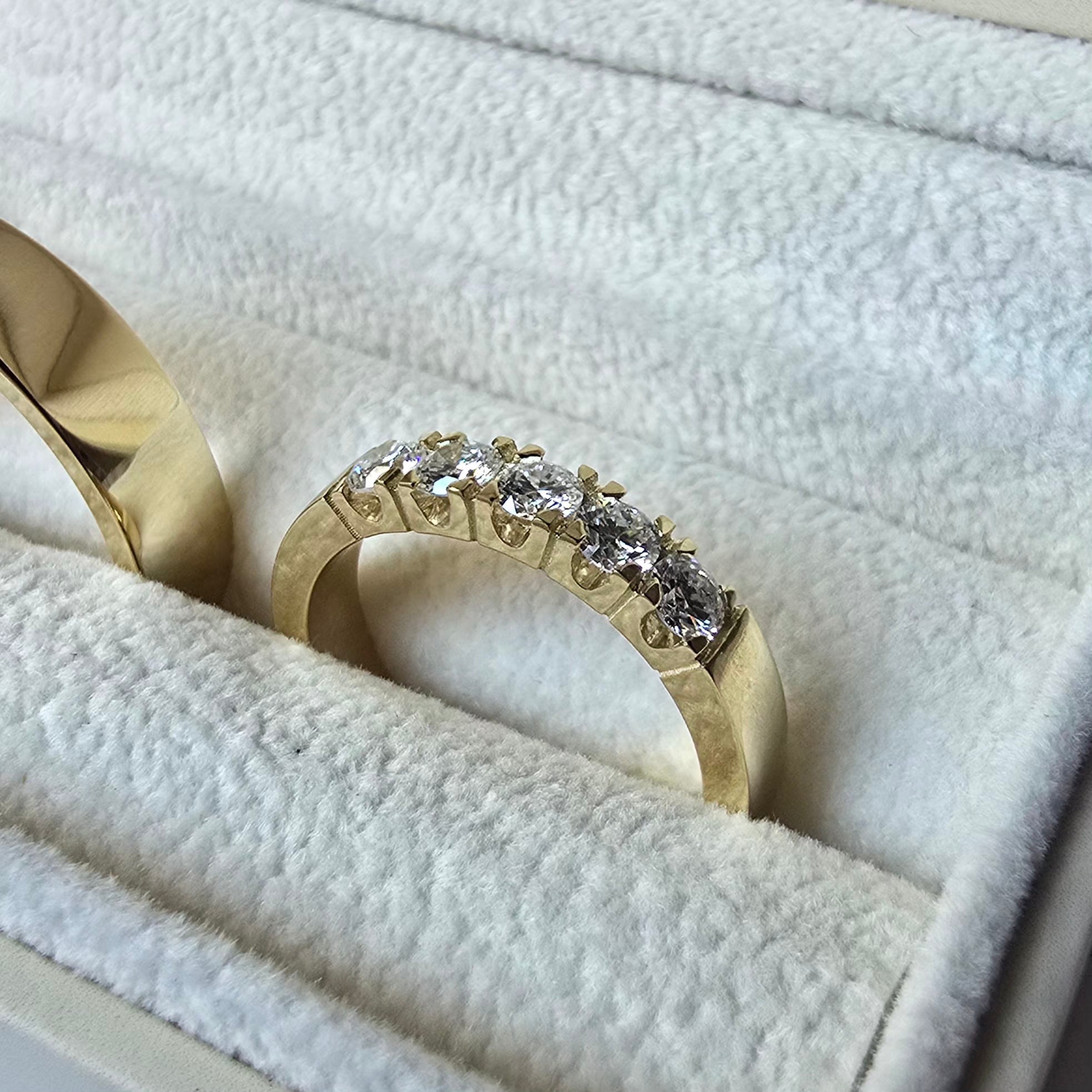 Chloé – Alliance Five Stone Ring 0,75 ct Lab-Grown Diamant 14 karat guld