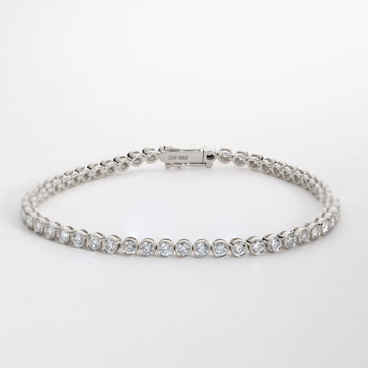 Isaline Bezel Tennis Bracelet – 4.0 ct Lab-Grown Diamonds 14K Gold
