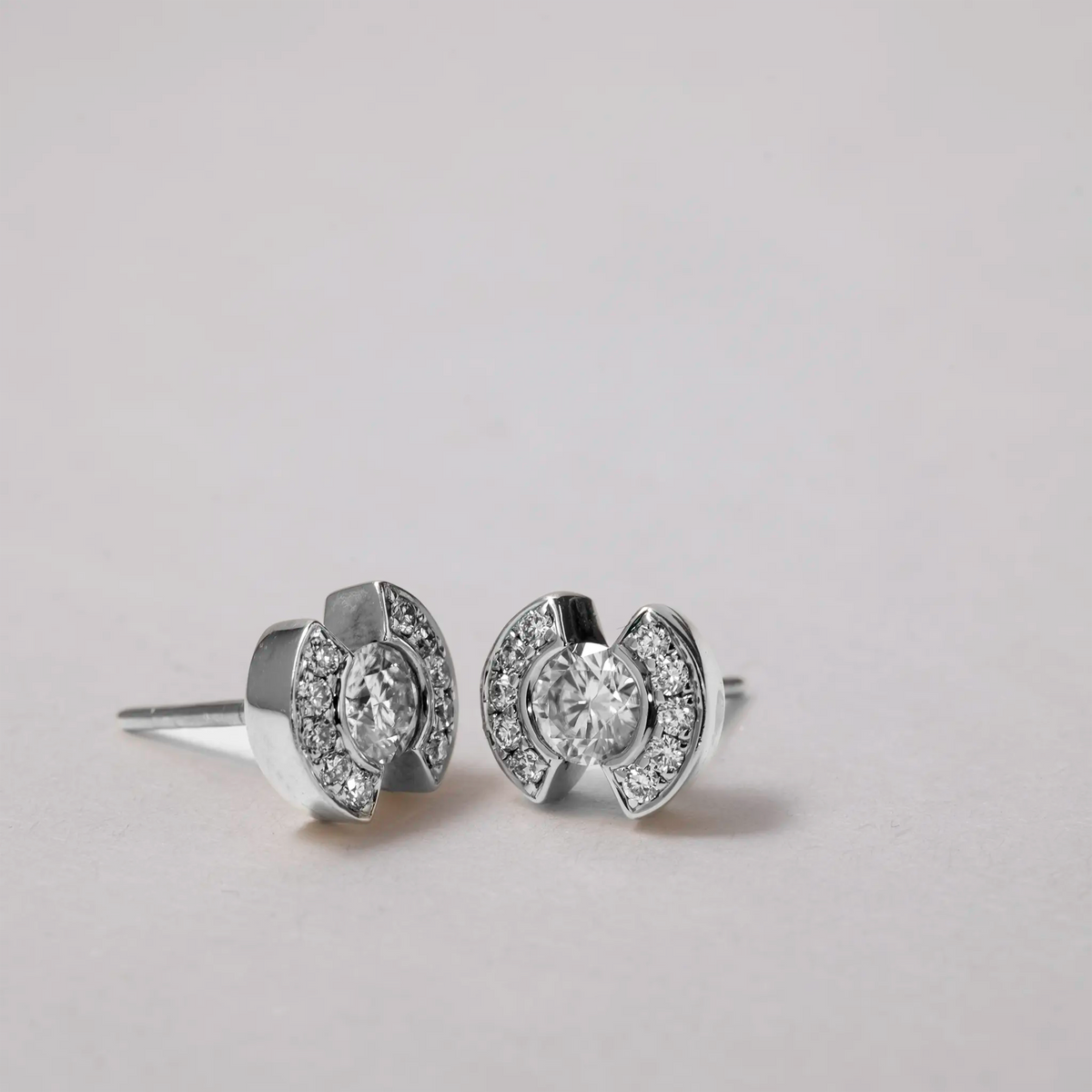 Patrice Bezel Pavé Studs – 0.80 ct Lab-grown Diamonds 14K Gold